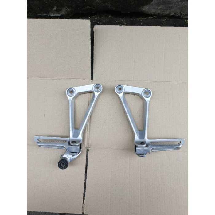Footstep Foot Step Belakang Cbr 150 R Fi K45 Original Copotan Barang Langka