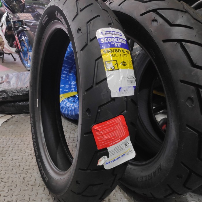 Michelin Scorcher 31 130/80-17 ban harley ultra depan