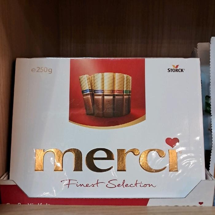 

terbaru !!! merci assorted chocolate red 250gr ready