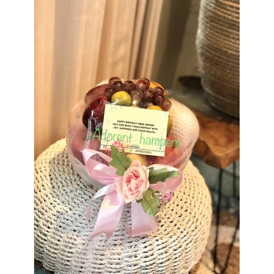 

HAMPERS BUAH UNIK