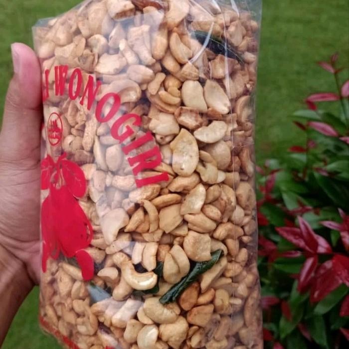 

terbaru !!! kacang mete pecahan goreng ready