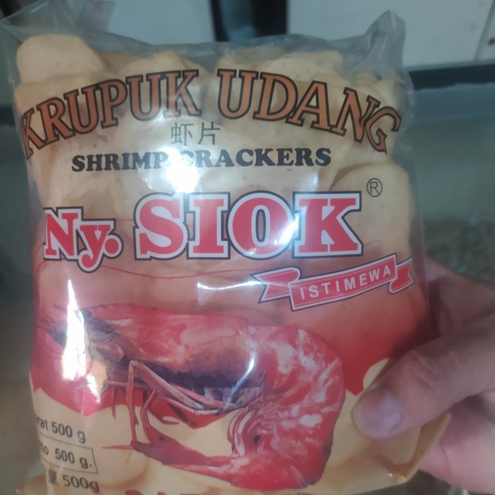 

Readyy!! Krupuk udang mentah Ny. Siok. Oleh oleh khas semarang.