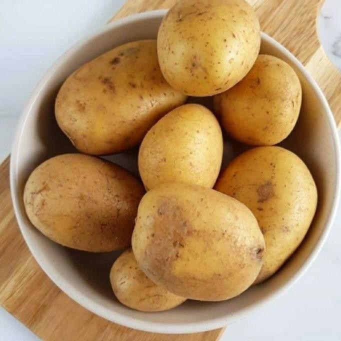 

Lola Kentang Dieng Kuning Yellow Potato (3-4Pcs/Kg) 1 Kg Original