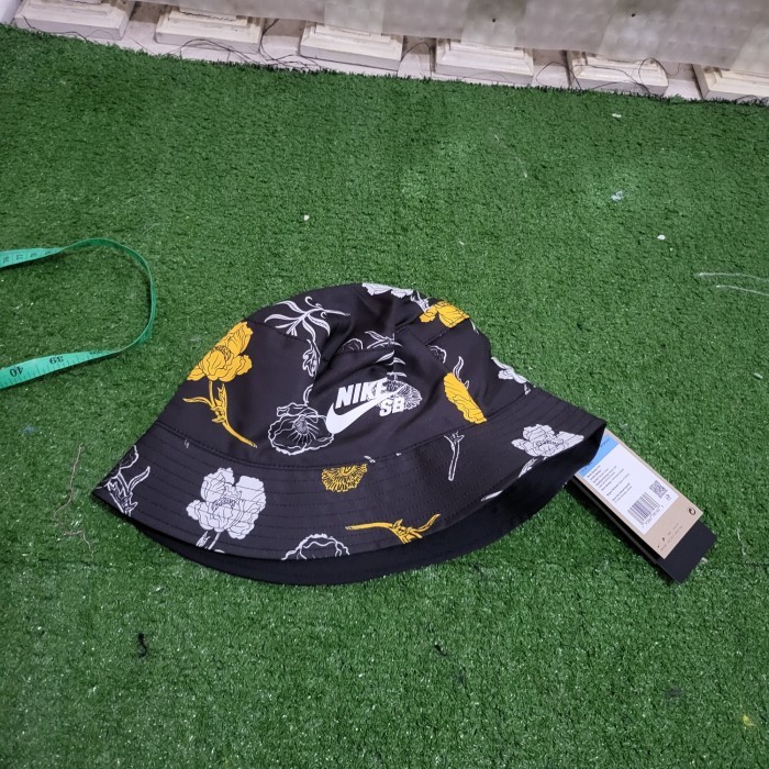 Nike original bucket hat SB riversible bnwt