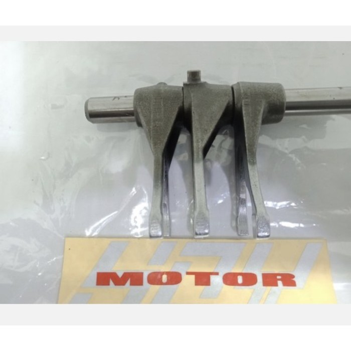 Capit Udang Transmisi Shift Fork Garpu Pemindah Gigi Rasio Scorpio Termurah Langka