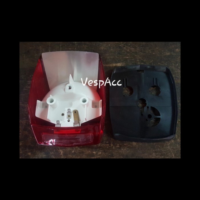Stoplamp Lampu Belakang Vespa Pts Special Veralux Catalux Original Termurah Langka
