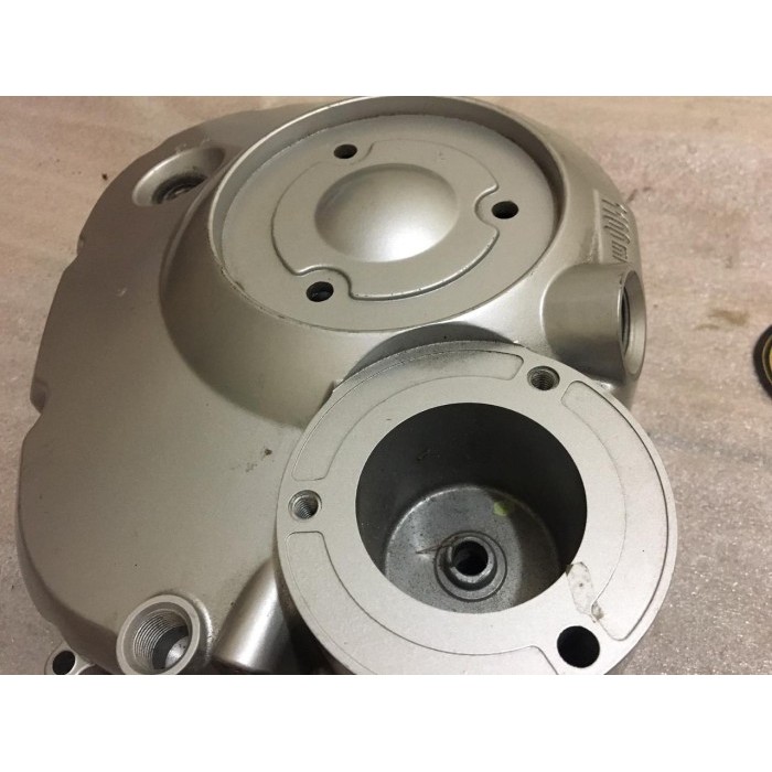 Bak Mesin Kanan Blok Kopling Suzuki Thunder 125 Single Stater Original Termurah Langka