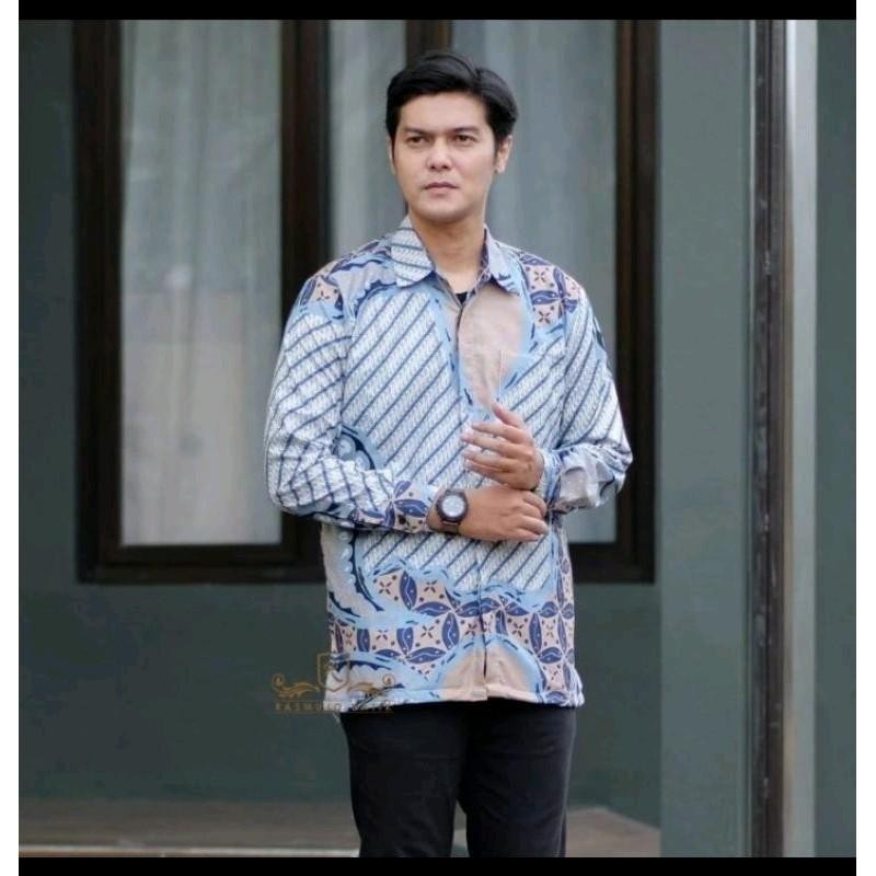 BATIK PRIA DEWASA. KEMEJA BABY BLUE Baju Katun  -Atasan Baju Pria Dewasa Motif Batik Warna Biru Muda