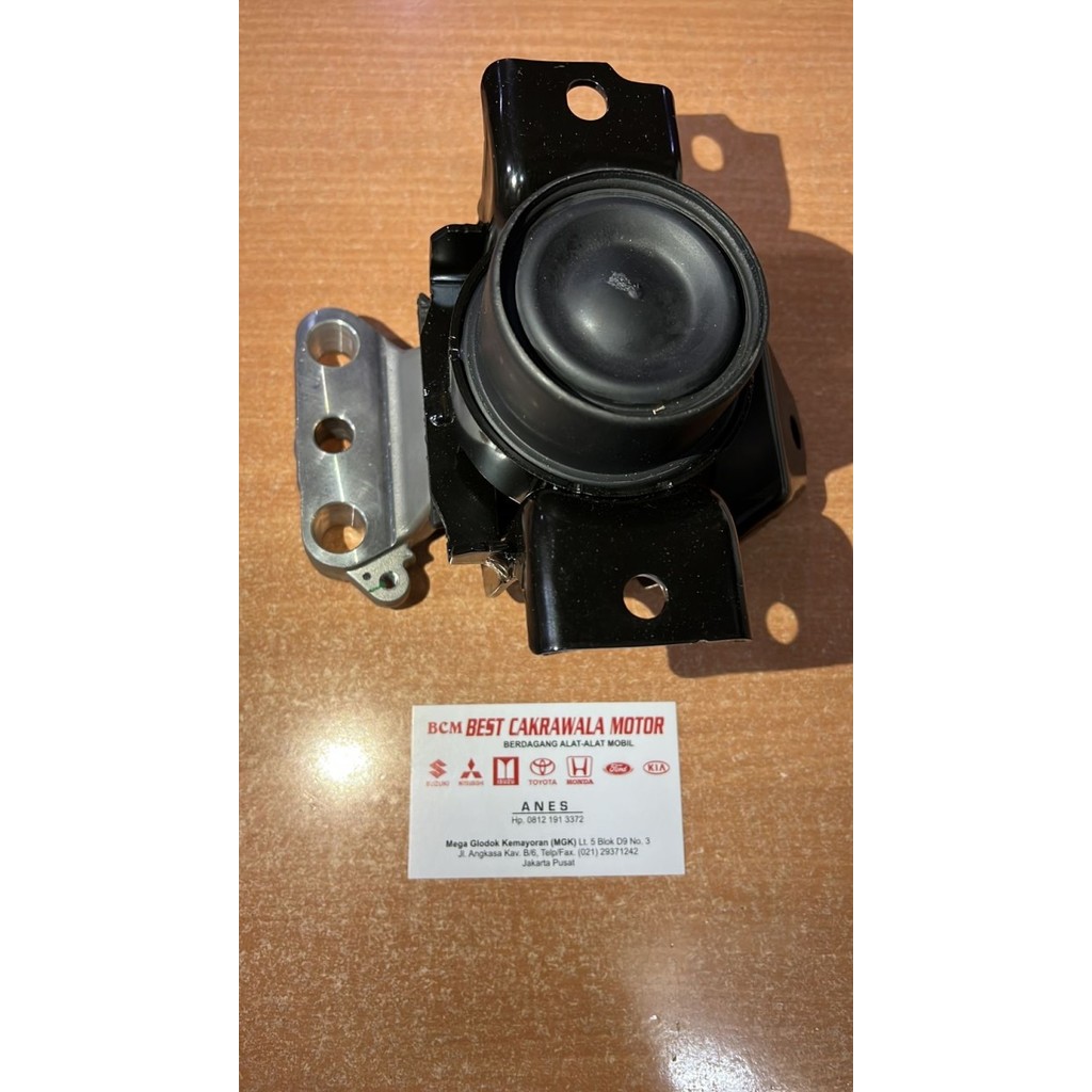 Engine Engine Mounting Kanan New Ertiga Original