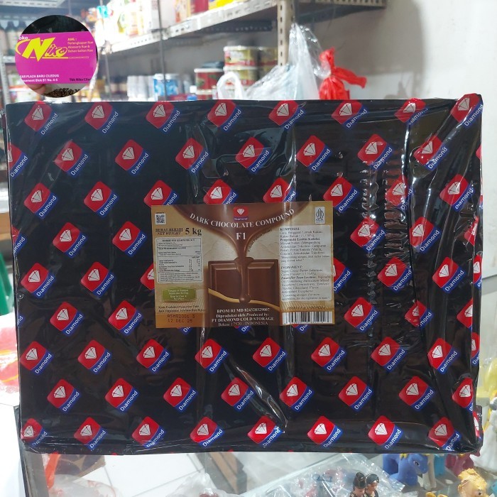 

diamond dark coklat compund F1 5kg khusus Gojek dan grab