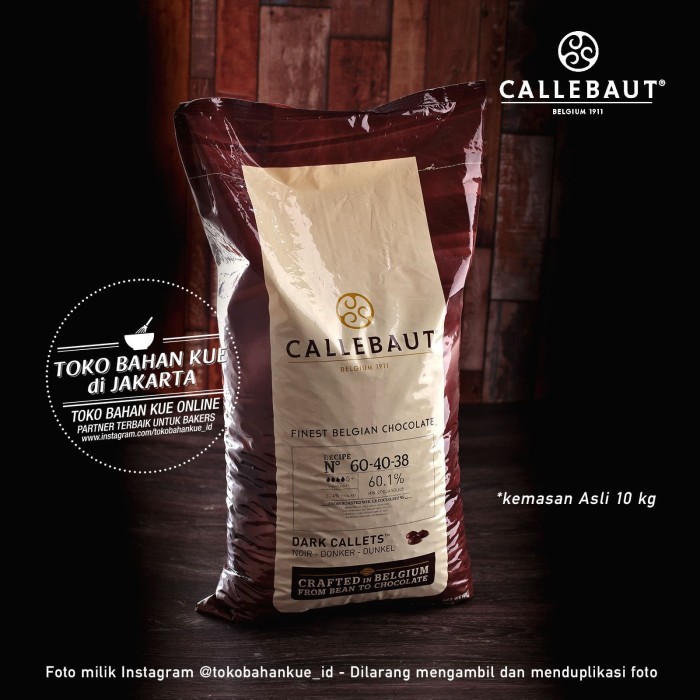 

Callebaut 60,1% 10kg Dark Chocolate Couverture Cokelat Coin 604038