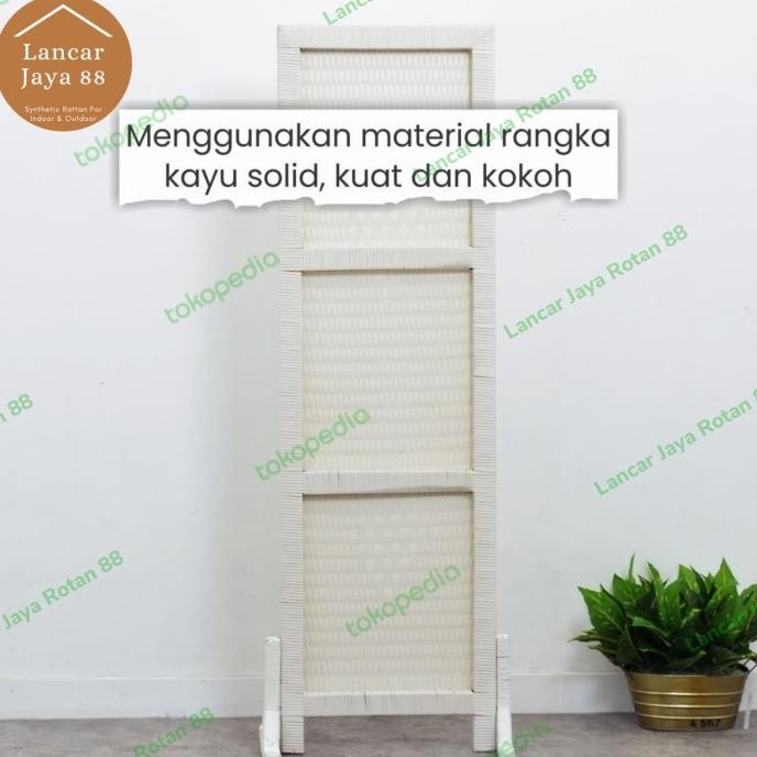Sekat Ruangan Rotan Sintetis 1 Pintu / Partisi Ruangan
