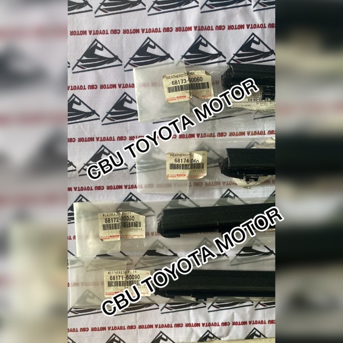 Plipit Pelipit Karet Kaca Weatherstrip Inner Inside Bagian Dalam Toyota Land Cruiser Prado 150