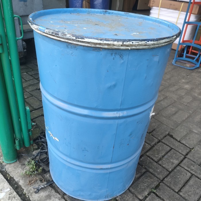 Drum besi 200 liter/Drum Kaleng bekas kapasitas 200 ltr