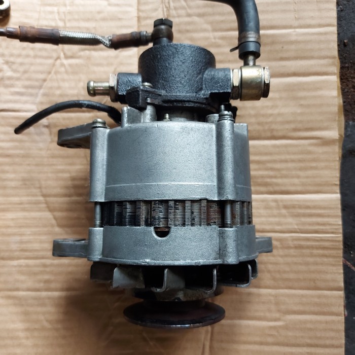 Dinamo ampere alternator isuzu panther 2.5