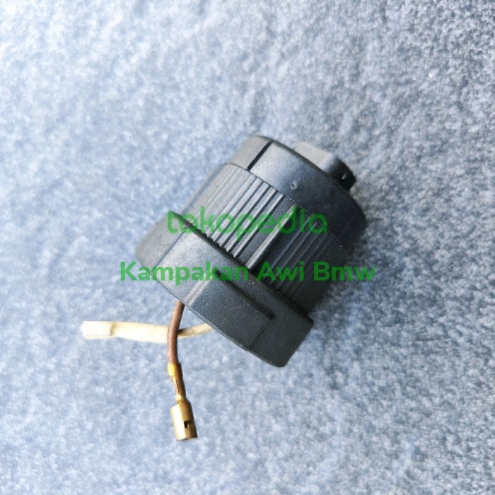 soket lampu foglamp bmw e36 - Soket + kabel