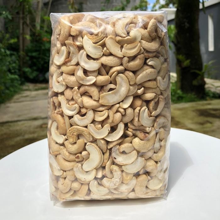 

BARANG TERLARIS Mete Belah Kering Mentah Camilan Food Snacks Premium Topping Cookies Campuran Coklat