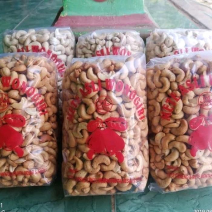 

BARANG TERLARIS KACANG METE MATANG KEMASAN 1KG VARIAN RASA