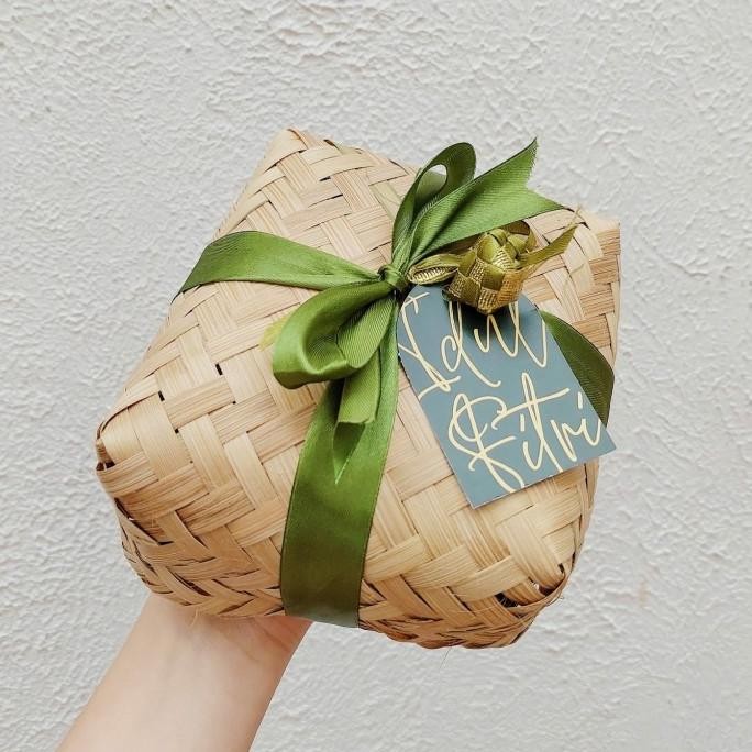 

Sale Soft Cookies Mikaia Lebaran Hampers