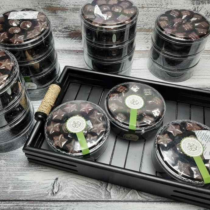 

Murah Paket Coklat Toples Lebaran 250Gr