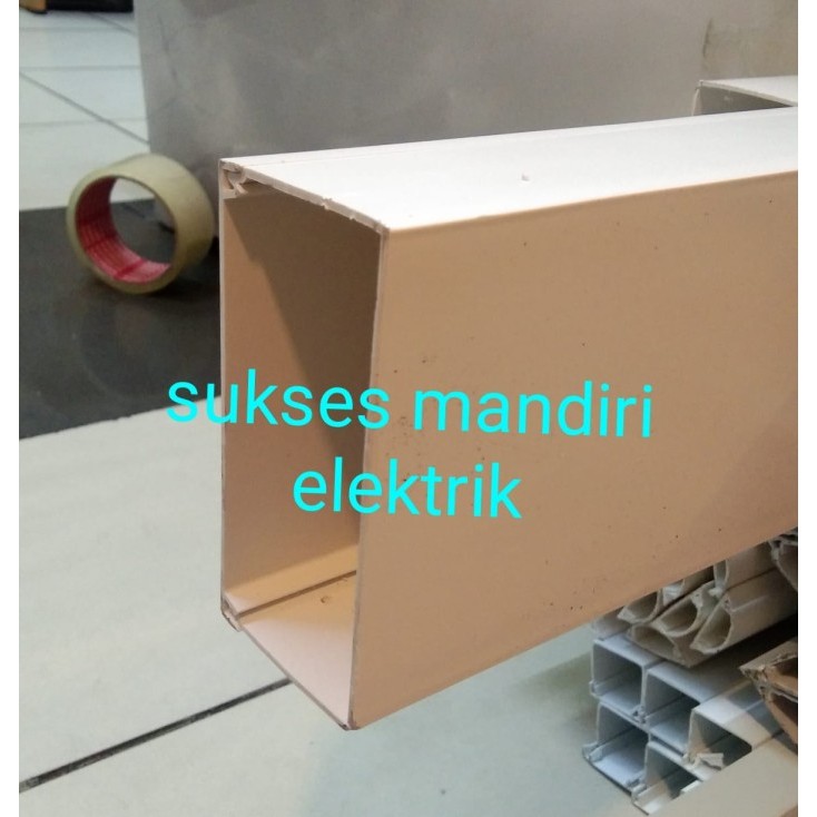 Duct Tutup / Kabel Duct / Solid Duct 100x50 1meter