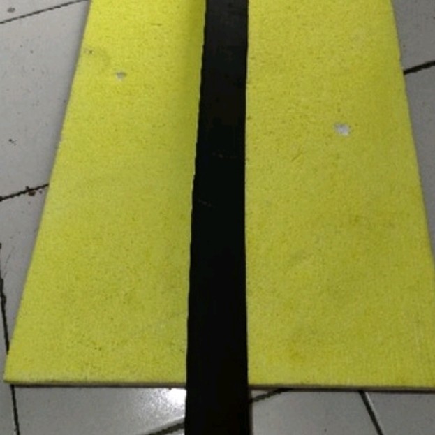 Karet Bumper Depan Avanza Xenia 2022