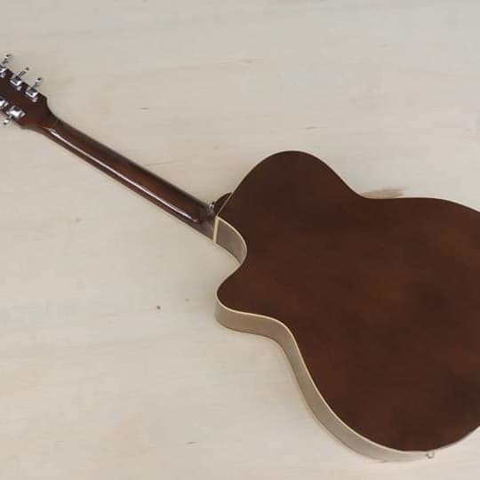 GITAR AKUSTIK ELEKTRIK TAYLOR NATURAL