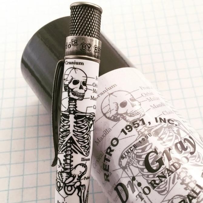 

RETRO 51 DR. GRAY TORNADO ROLLERBALL BALLPOINT PEN / PULPEN