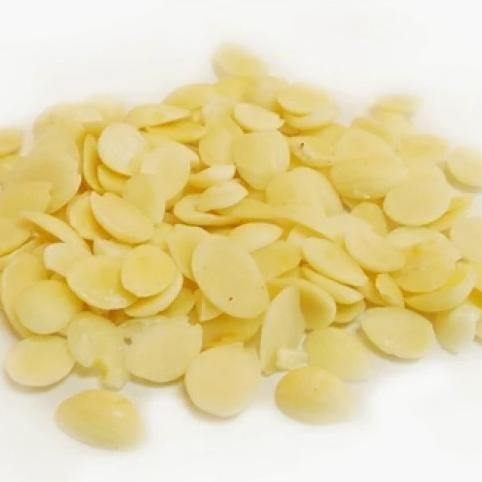 

XING REN APRICOT KERNEL ALMOND SEED SEEDS 300 G GR GRAM Berkualitas