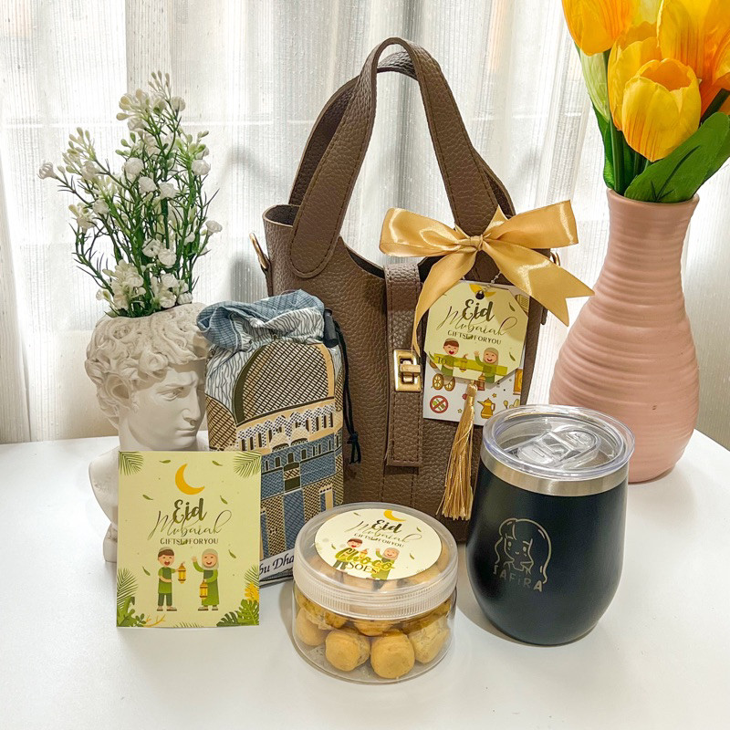 

NEW HAMPERS LEBARAN / BINGKISAN RAMADHAN / PARCEL LEBARAN