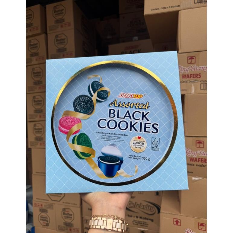 

TERMURAH Biskitop Denex Black Cokies Butter Cokies Premium Package Hampers Kue Lebaran qw-45