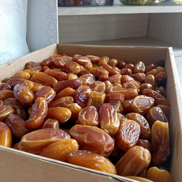 

1 Dus Fresh Kurma Tunisia Madu Premium Non Tangkai Ruthob Tunisia madu