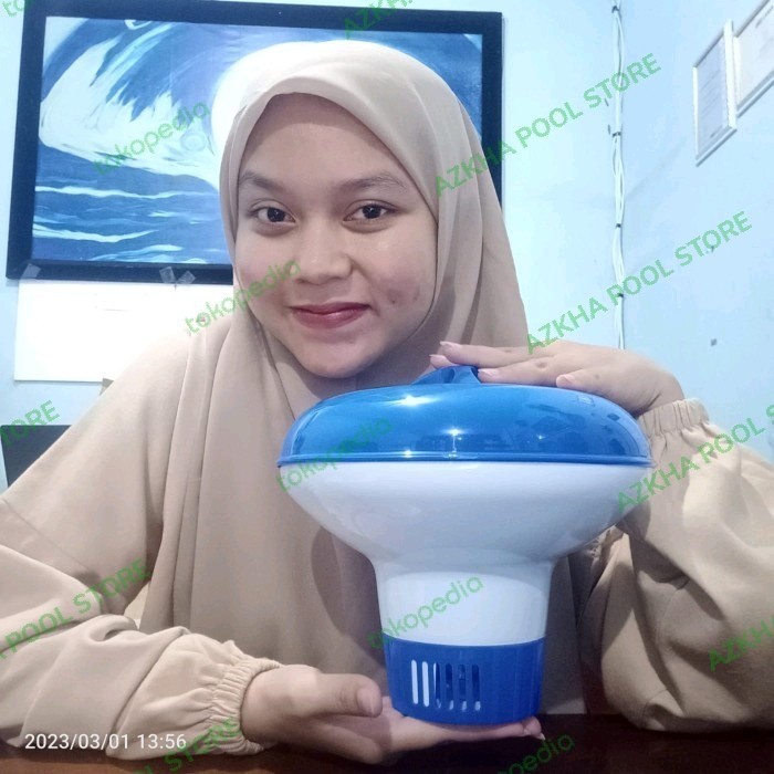 Floating Chlorine Dispenser Tempat Tablet Besar