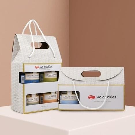 

Terbaru, Parcel Lebaran Jnc Cookies