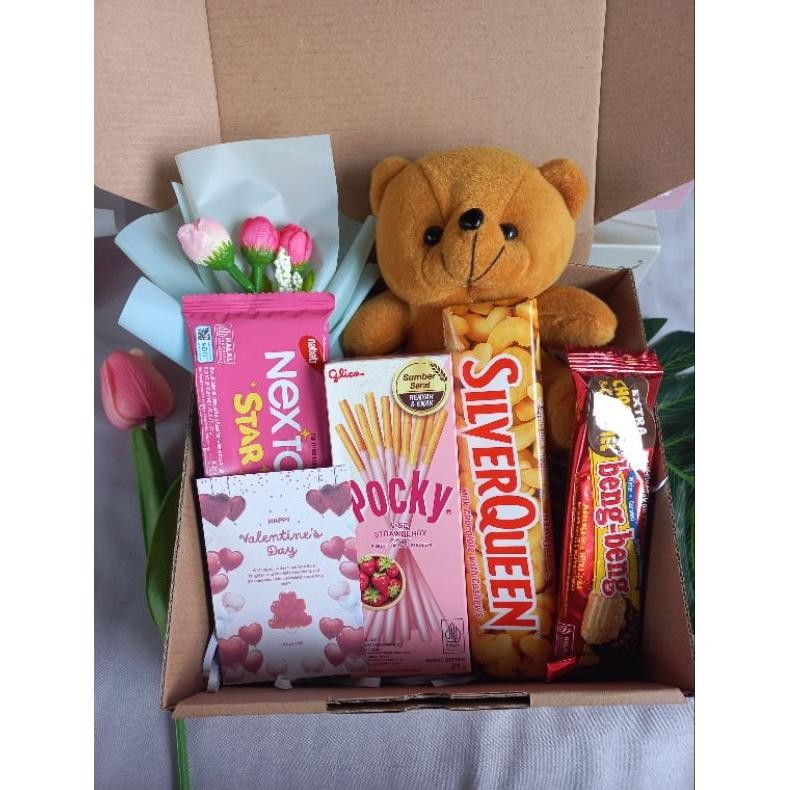 

SALE Hampers Gift Box Coklat Valentine Jilbab Snack Kado Boneka Bunga Buket uk-12