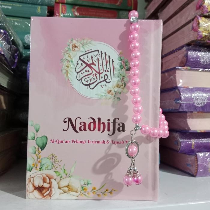 

Al Quran Pelangi Terjemah Tajwid Warna Nadhifa A6 Bonus Tasbih