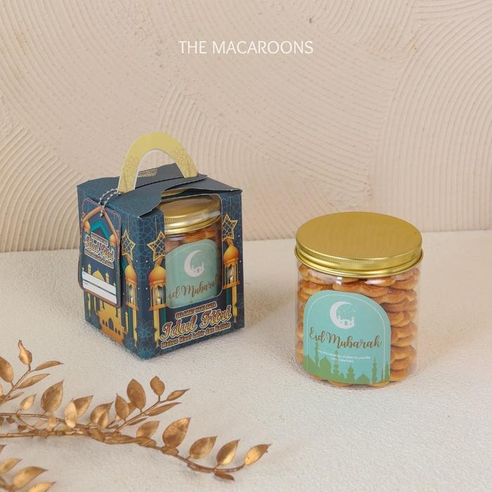 

Limited Hampers Lebaran Idul Fitri isi 1 Jar Kue Kering - Parcel Souvenir Hadiah Eid Mubarak - Cookies Lebaran