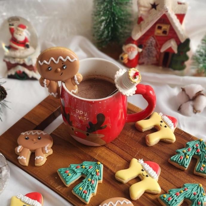 

SIAP KIRIM COOKIES CUTTER / CETAKAN ICING MUG TOPPER