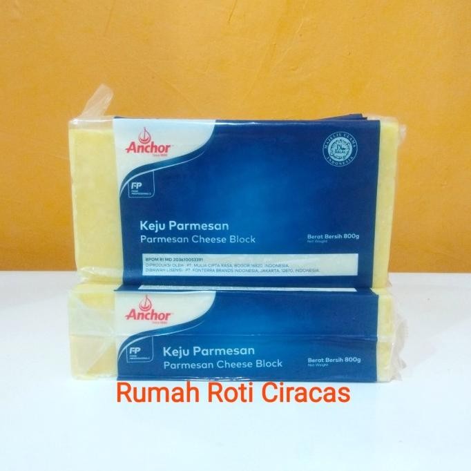 

SIAP KIRIM KEJU PARMESAN CHEESE BLOCK 800 GRAM