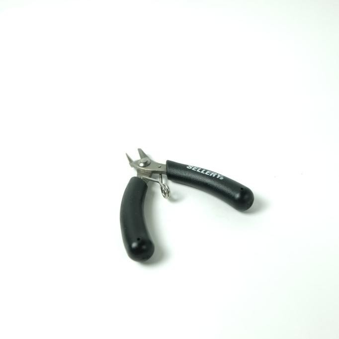 

SIAP KIRIM SELLERY TANG POTONG 3.5" 88-545 SIDE CUTTER PLIERS