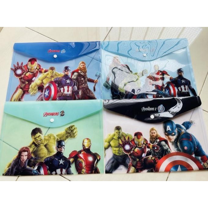 

MAP KANCING A4 MOTIF AVENGER ISI 12 STOK TERBATAS