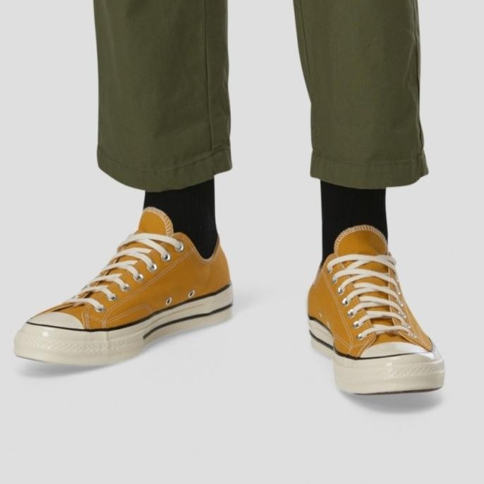 

CONVERSE CHUCK TAYLOR ALL STAR 70S OX LOW SUNFLOWER - BNIB RESMI MAP STOK TERBATAS
