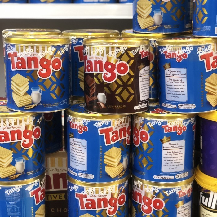 

tanggo wafer kaleng 1 dus