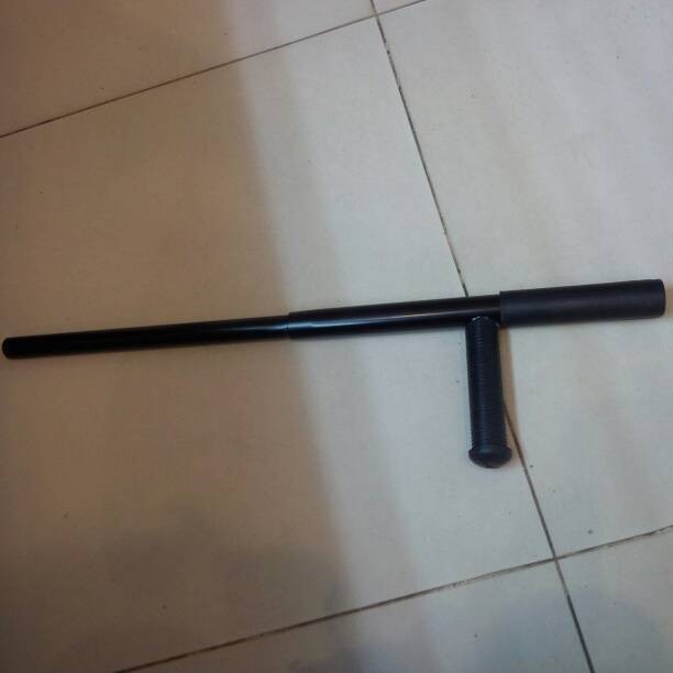 Stick stick baton T besi panjang