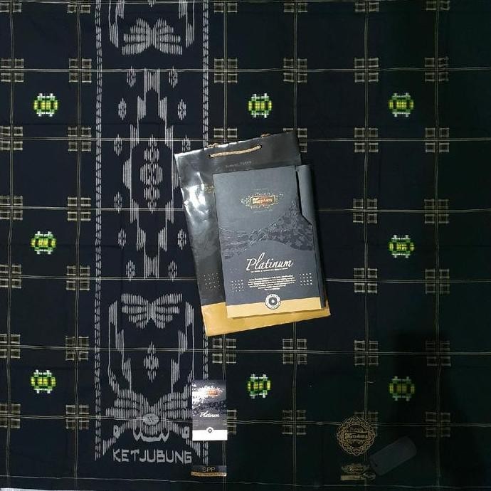 Terjangkau Sarung Ketjubung Platinum Gold Spp Hitam/Putih  Free Paperbag