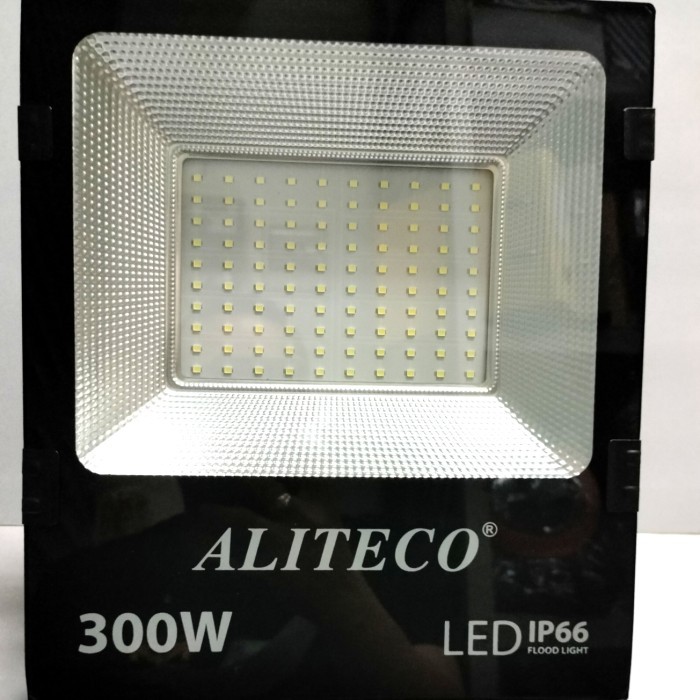 Kap Lampu Sorot Led 300 Watt Ip 66 / Kap Lampu Tembak 300 Watt Putih