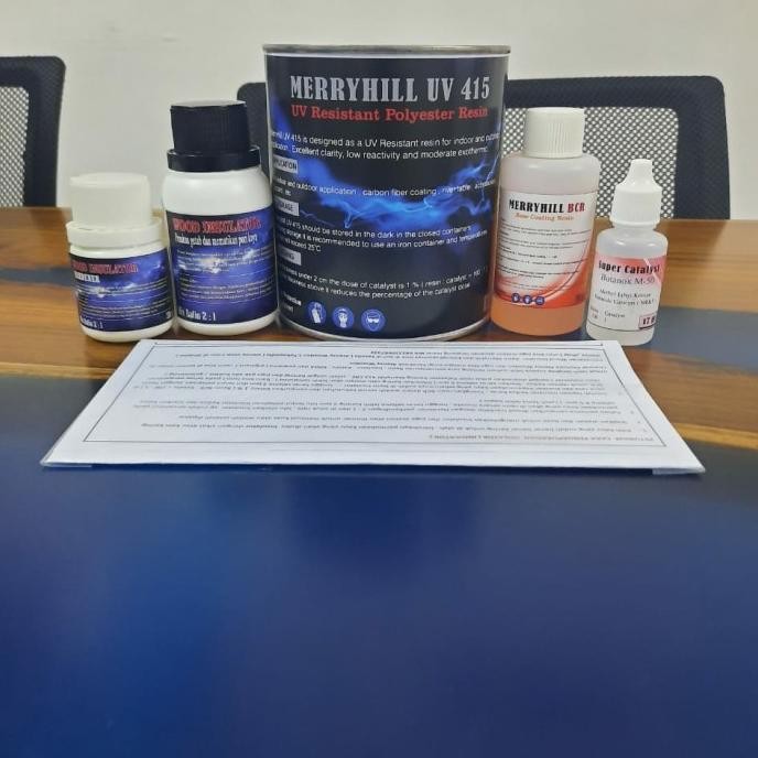 

Resin Merryhill UV 415 1kg plus super isolator untuk ke kayu