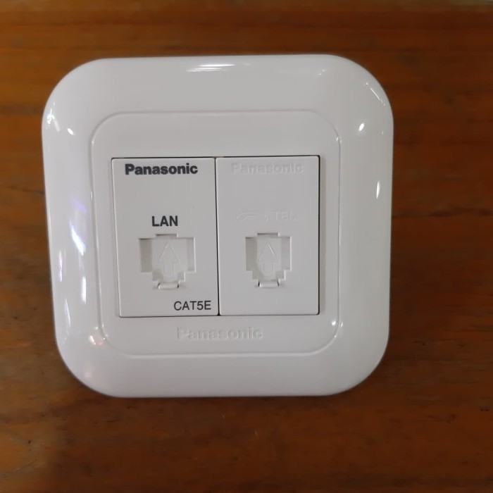 outlet telpon dan data panasonic