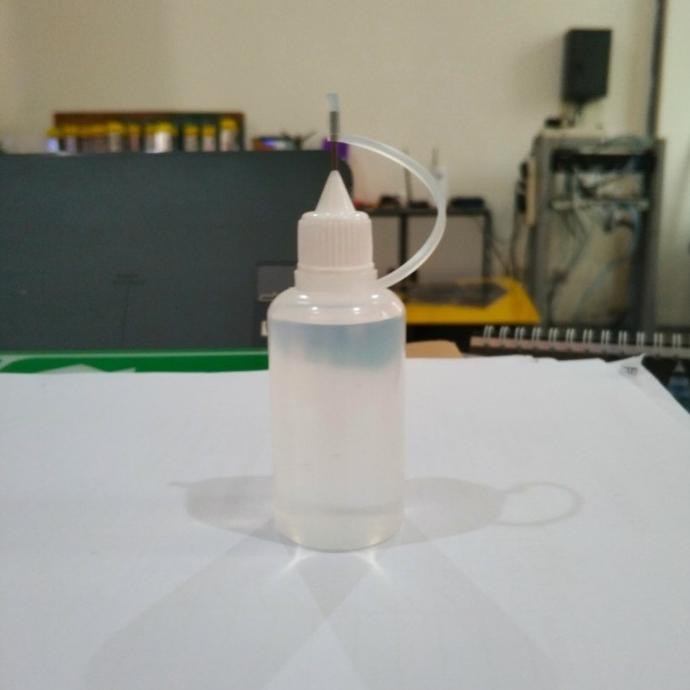 

Lem akrilik 30ml.include suntikan