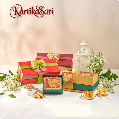 

KARTIKA SARI GIFT BOX IDUL FITRI EID MUBARAK PARCEL LEBARAN COOKIES HAMPERS RAMADAN LEBARAN KARTIKA